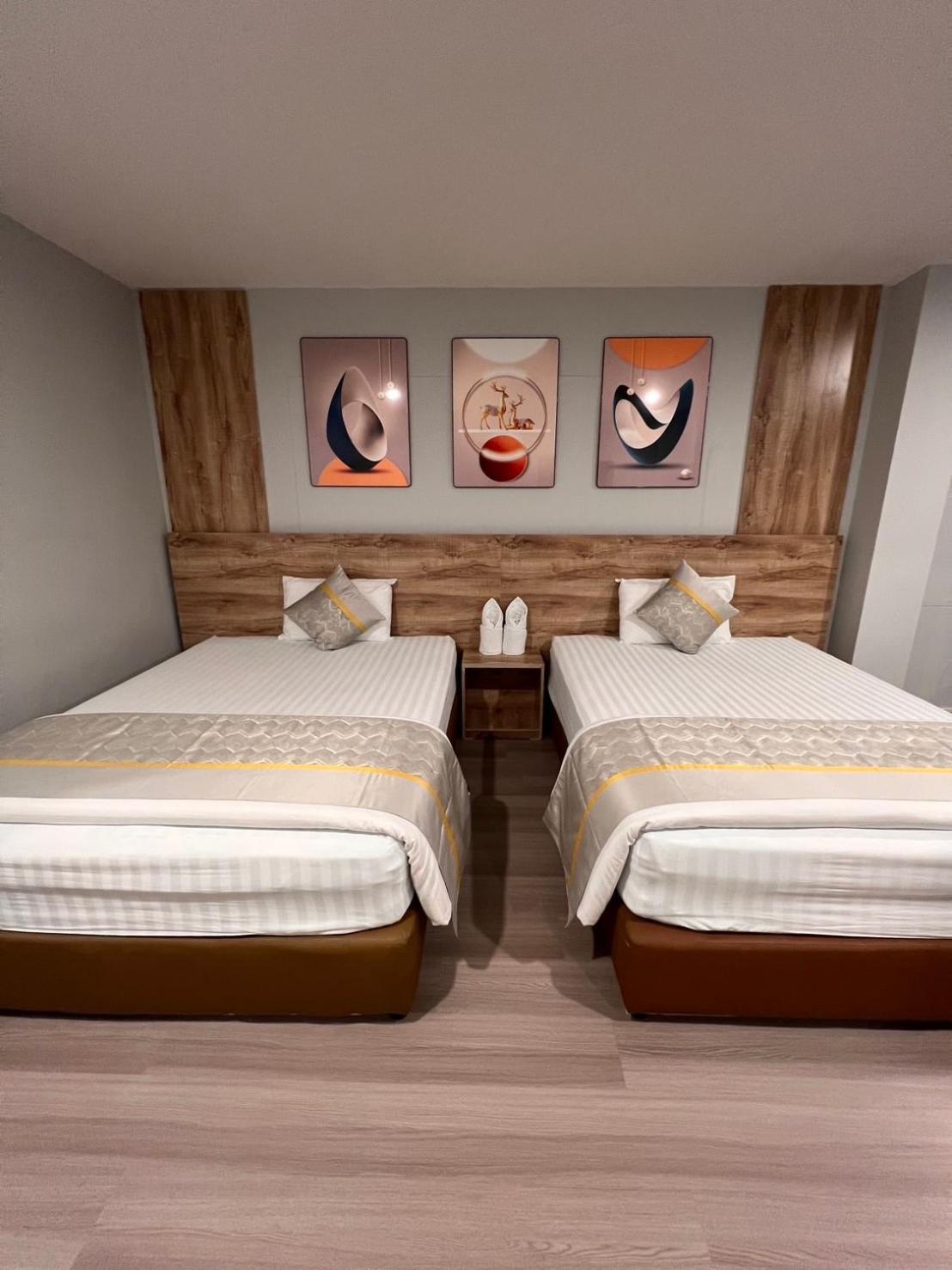 Berich Hotel Tak Ngoại thất bức ảnh